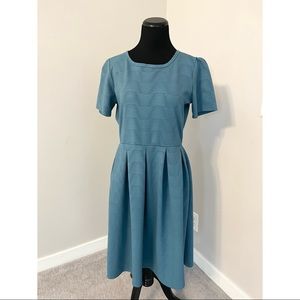 LuLaRoe Amelia Blue Teal Fit & Flare Short Sleeve Dress